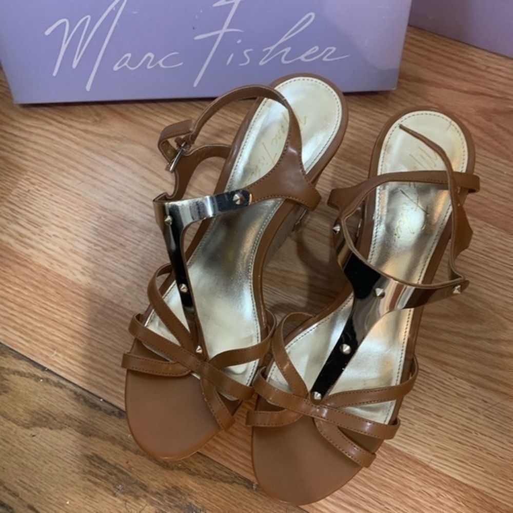 Marc fisher wedges